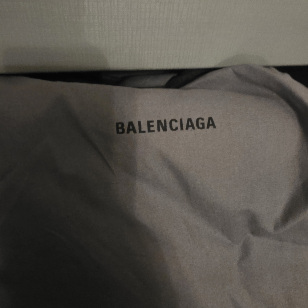 Balenciaga White Logo Slide Sandals - Picture 6 of 6